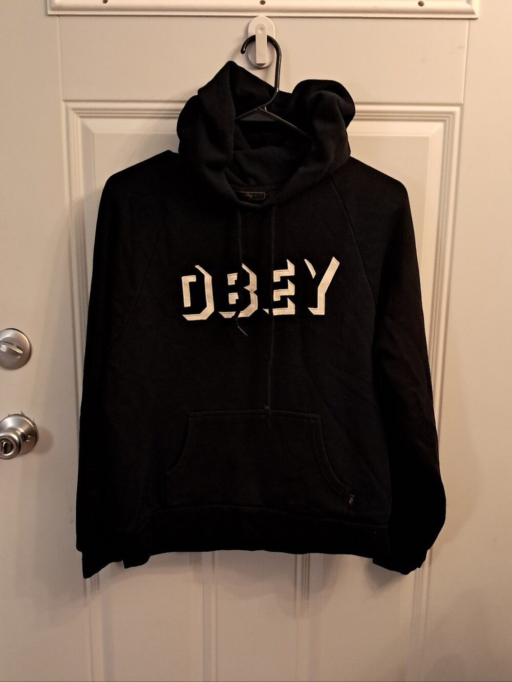 Black OBEY Sweatshirt hoodie SZ M